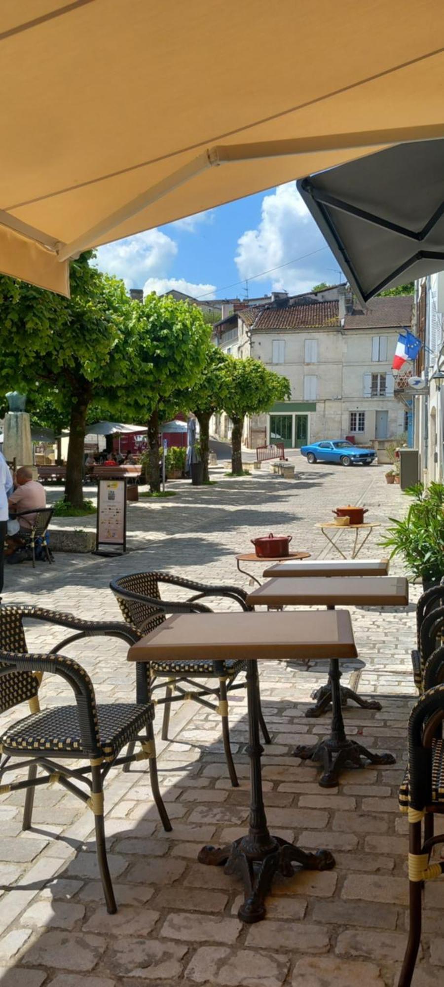 La Maison Du Tourniquet Aubeterre-sur-Dronne Ngoại thất bức ảnh